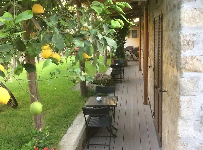 贾尔迪诺索伦蒂诺住宿加早餐旅馆 住宿加早餐酒店 4*