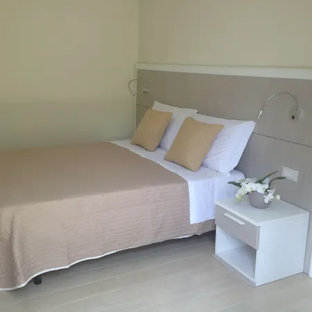 Bed & Breakfast Giardino Sorrentino 4*